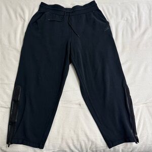 Black Nike Sweats with zipper bottoms